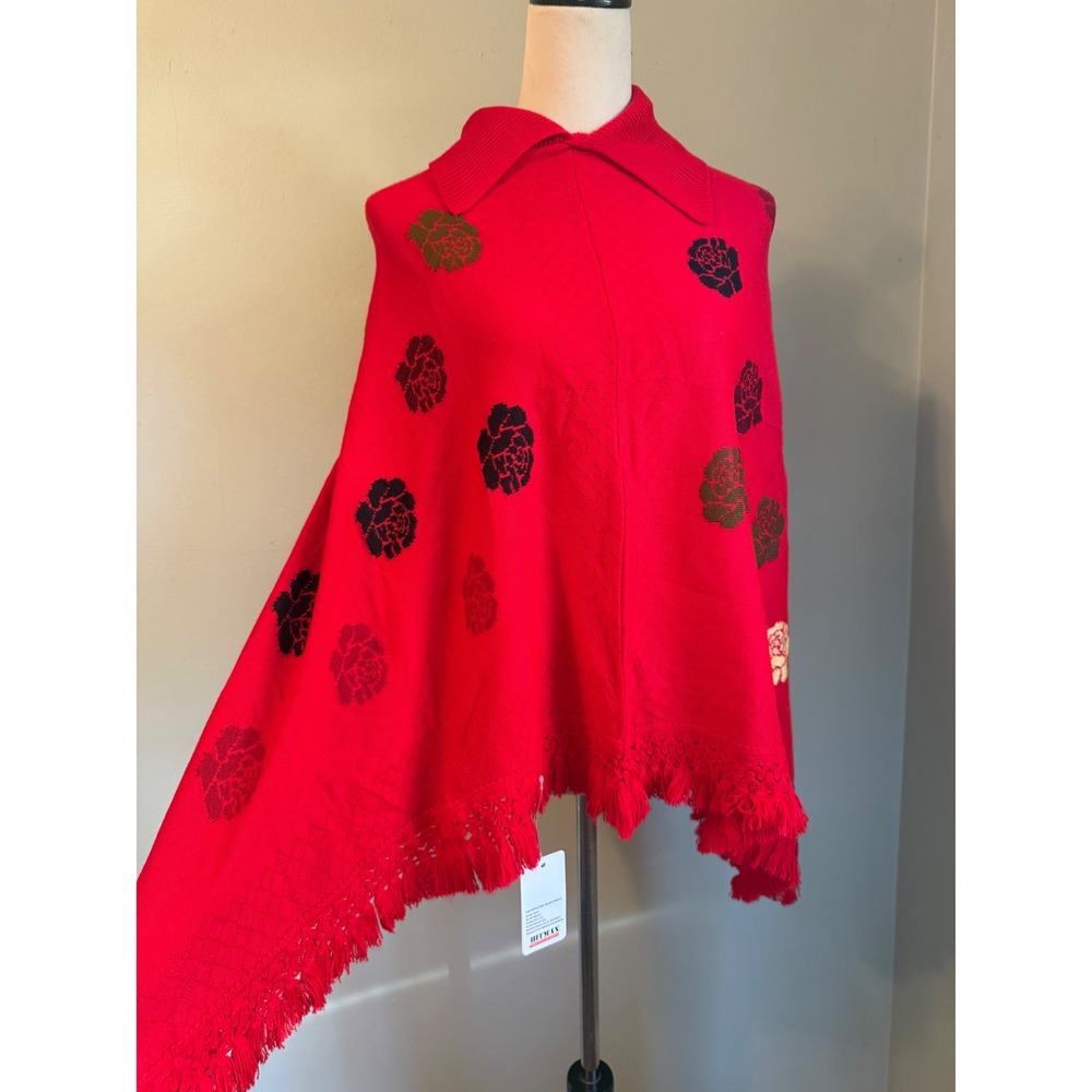 Red Floral Rose Knit Poncho Fringe boho whimsigoth cozy cottage dainty NWT retro